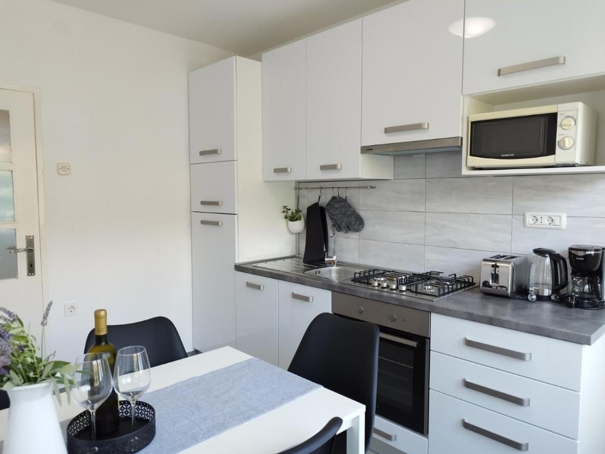 Antemma Apartment Pula Zewnętrze zdjęcie