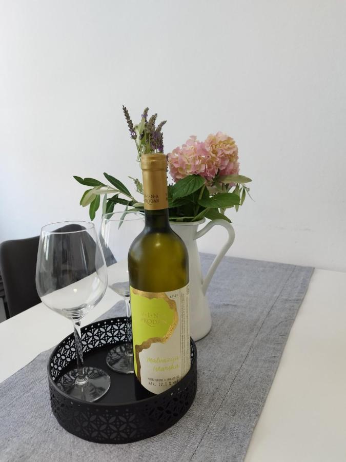 Antemma Apartment Pula Zewnętrze zdjęcie